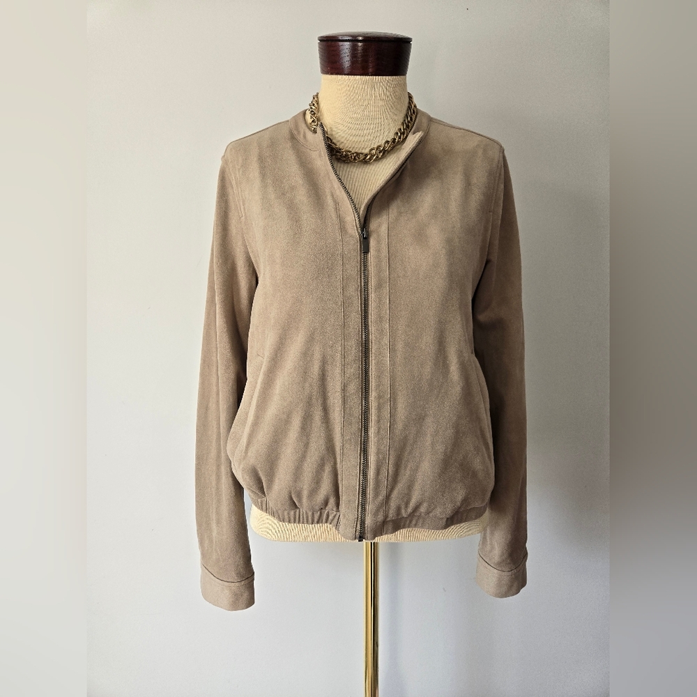 RW & CO- Soft!!! Tan Faux Suede Waist Length Jacket. Size Medium